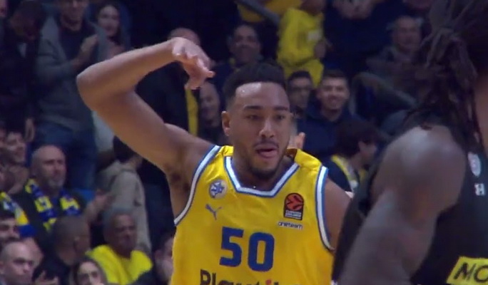 „Maccabi“ pratęsė sutartį su B. Colsonu